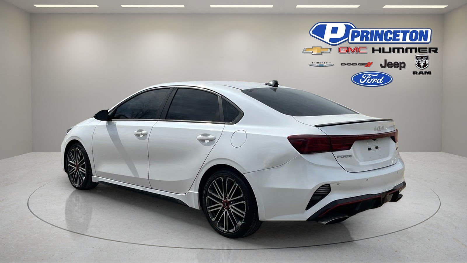 Used 2023 Kia Forte GT w/ GT2 Package FWD image 5