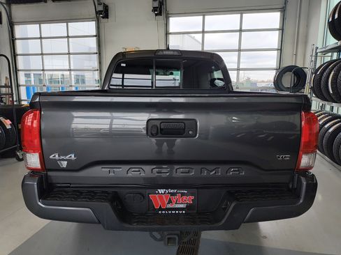 Used 2017 Toyota Tacoma SR w/ Tow Package image 5