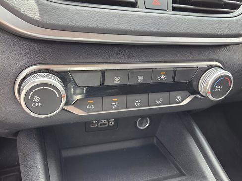 Used 2020 Nissan Altima 2.5 S FWD image 20