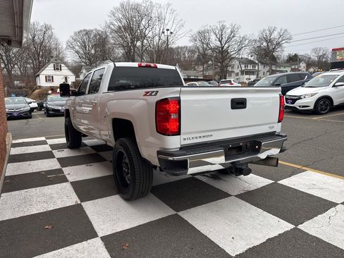 Used 2019 Chevrolet Silverado 2500 LT image 4