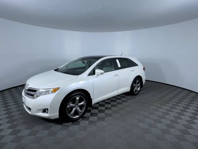 Used 2013 Toyota Venza XLE w/ XLE Premium Pkg