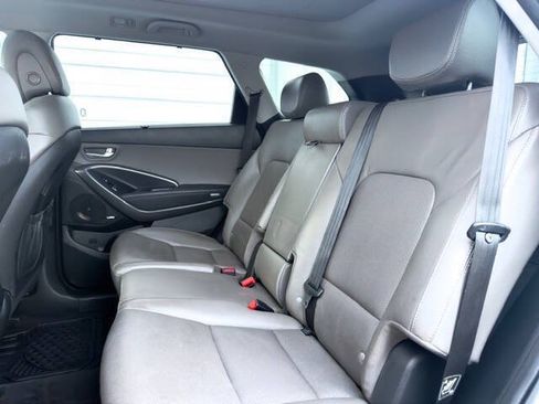 Used 2018 Hyundai Santa Fe AWD w/ SE Ultimate Tech Package 03 image 10
