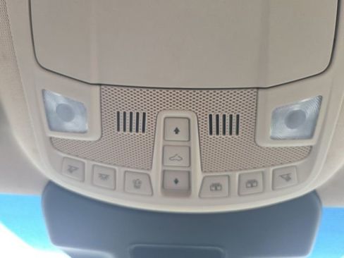 Used 2019 Lincoln Nautilus Reserve image 29