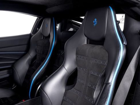 Certified 2022 Ferrari F8 Tributo RWD image 22