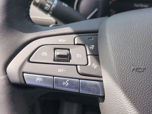Certified 2023 Cadillac XT4 Luxury w/ Cold Weather Package FWD image 28