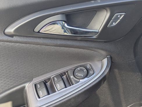 Used 2024 Chevrolet Malibu LT image 27