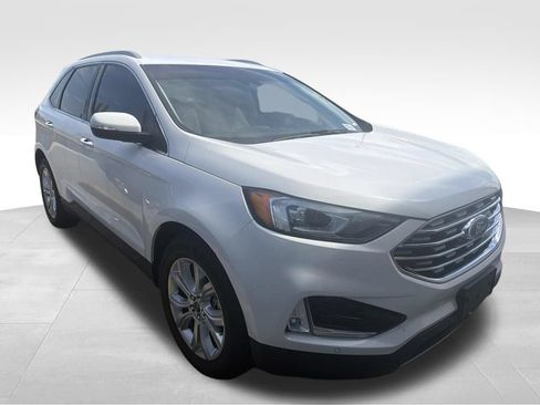 Used 2020 Ford Edge Titanium FWD image 14