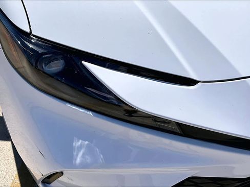 Used 2025 Toyota Camry LE FWD image 27