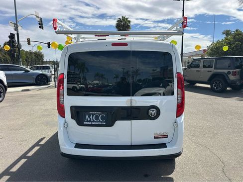 Used 2019 RAM ProMaster City Tradesman SLT FWD image 12