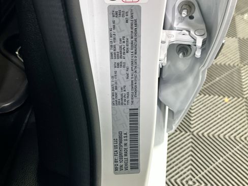 Used 2023 RAM 1500 Limited image 38