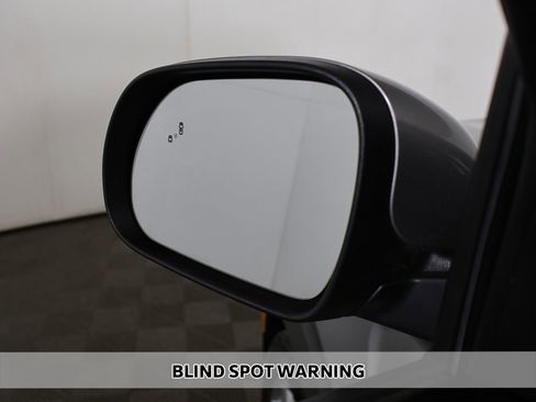 Used 2023 Kia Soul LX w/ Option Group 015 FWD image 4