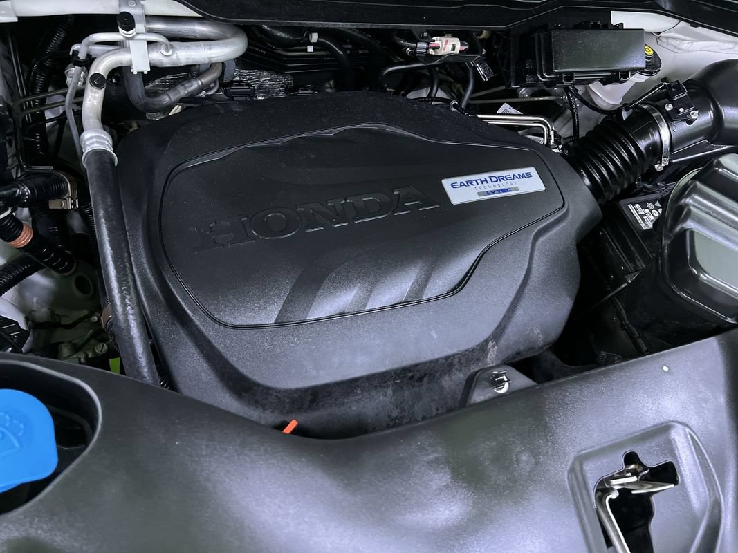 Used 2017 Honda Pilot Touring image 32