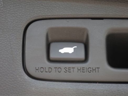 Used 2023 Honda CR-V Sport Touring image 9