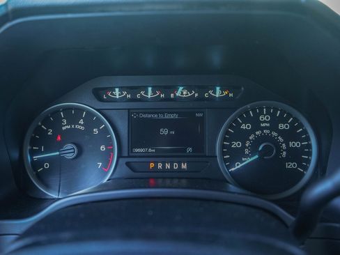 Used 2018 Ford F150 XLT w/ Equipment Group 301A Mid image 5