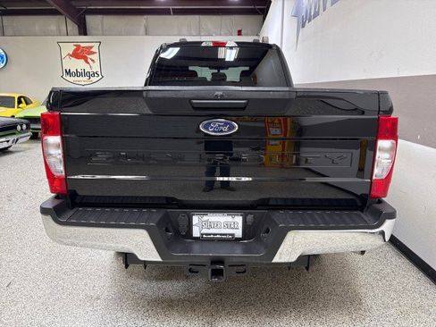 Used 2022 Ford F250 XL w/ STX Appearance Package image 8
