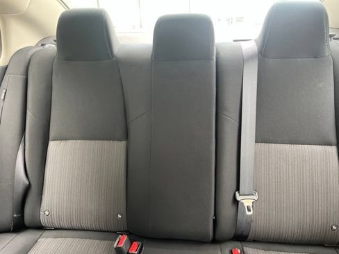 Used 2024 Nissan Sentra SV FWD image 17