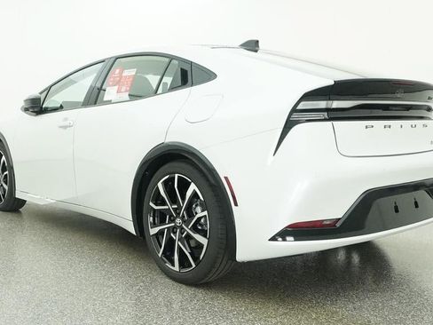 New 2027 Toyota Prius Plug-In Hybrid w/ Limited Premium Package FWD image 21