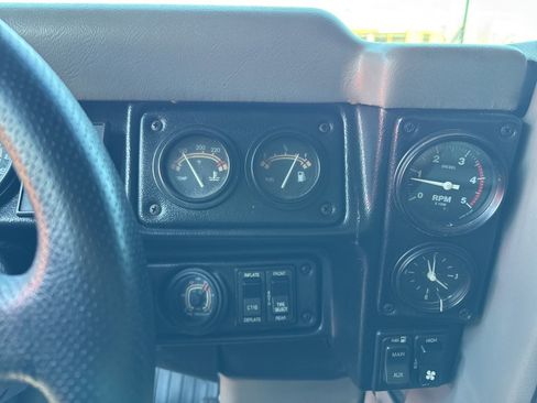 Used 1999 HUMMER H1 4-Door Hard Top image 22