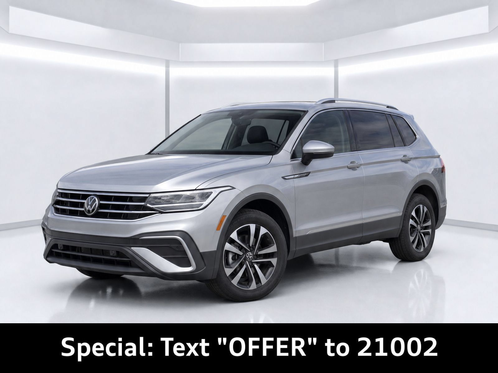 Used 2024 Volkswagen Tiguan S FWD image 34