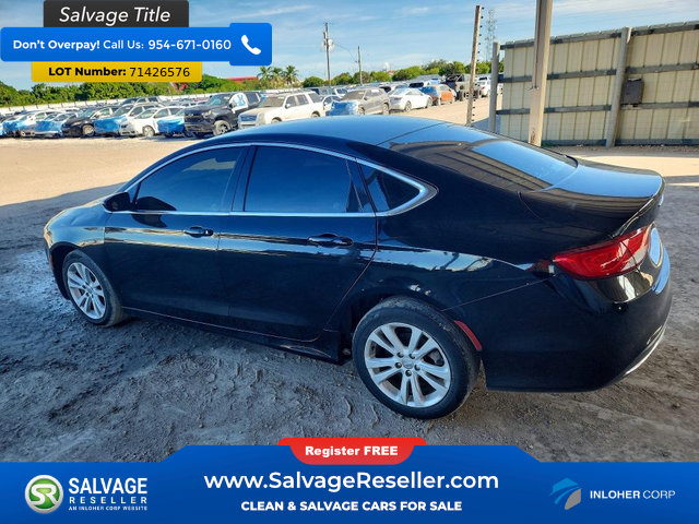 Used 2016 Chrysler 200 Limited FWD image 3