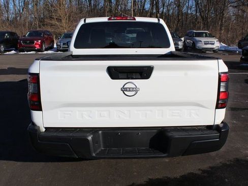 Used 2024 Nissan Frontier S w/ S Utility Package image 4