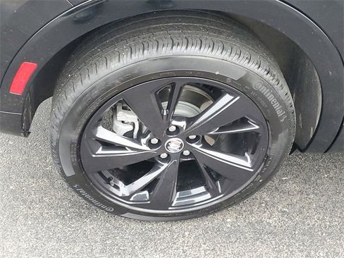 Certified 2023 Buick Envision Essence w/ Sport Touring Package image 5