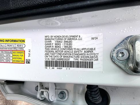 Used 2024 Honda Civic Sport image 16