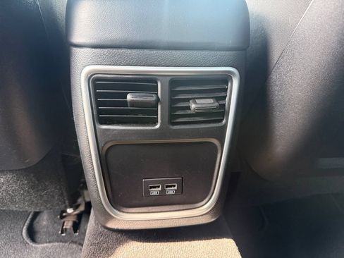 Certified 2020 Dodge Charger R/T RWD image 21