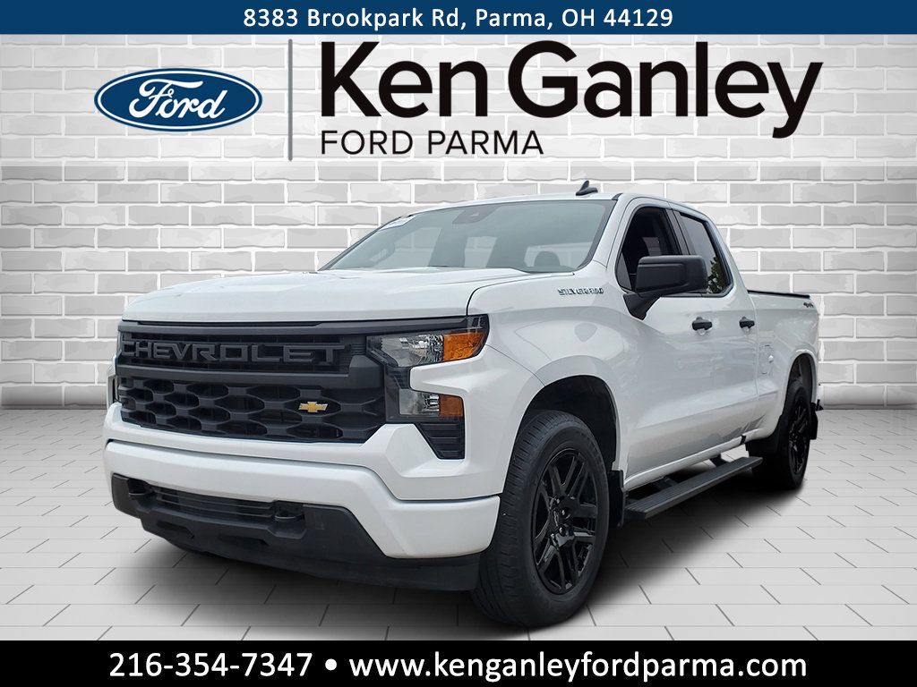 Used 2023 Chevrolet Silverado 1500 Custom AWD/4WD image 1