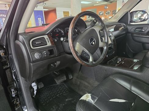 Used 2013 GMC Yukon XL Denali image 10