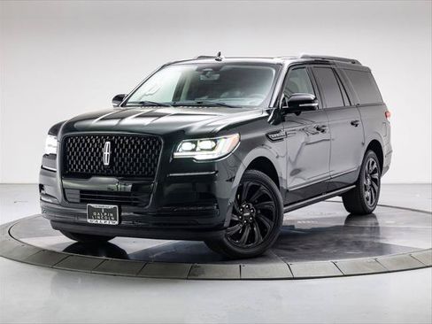 New 2023 Lincoln Navigator L Black Label AWD/4WD image 1