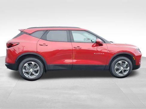 Certified 2024 Chevrolet Blazer LT w/ Convenience Package image 6