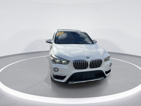 Used 2019 BMW X1 xDrive28i w/ Convenience Package image 3