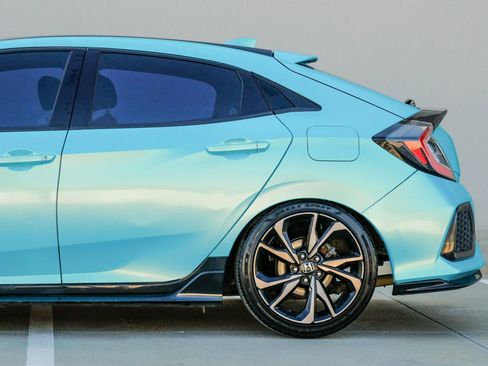 Used 2017 Honda Civic Sport image 17