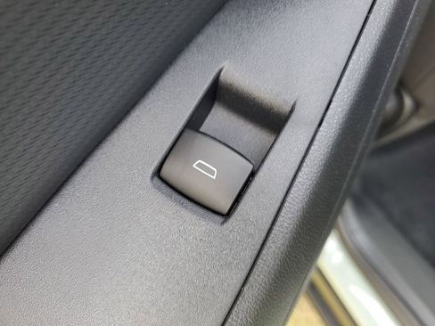 New 2026 Chevrolet Equinox LT w/ Midnight Edition image 15