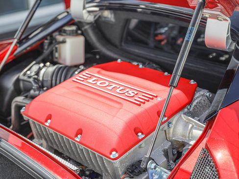 Used 2021 Lotus Evora image 41