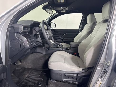 Used 2025 Toyota 4Runner SR5 image 11