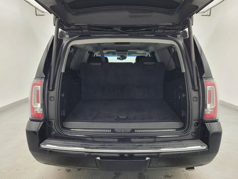 Used 2018 GMC Yukon XL Denali w/ Denali Ultimate Package image 29