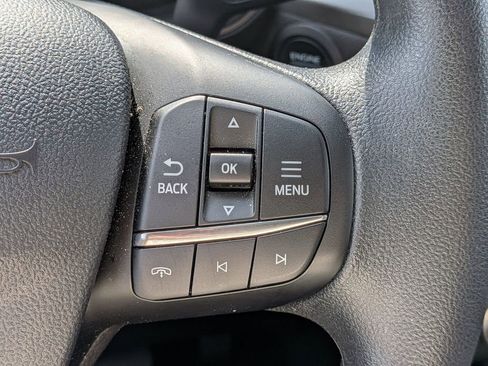 Used 2025 Ford Escape Active AWD/4WD image 17