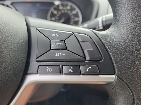 Used 2024 Nissan Altima 2.5 SV FWD image 26