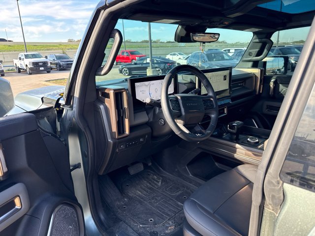 Used 2024 GMC Hummer EV 3X AWD/4WD image 17