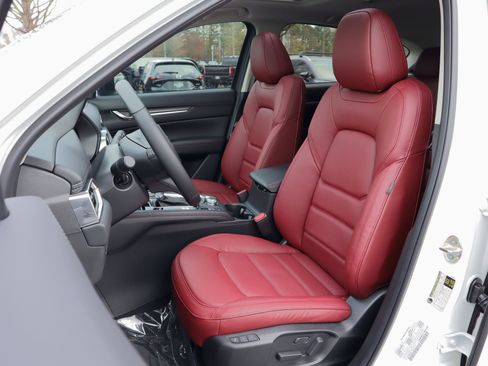 New 2025 MAZDA CX-5 Carbon Edition image 8