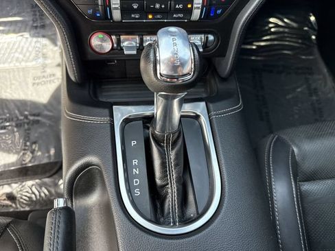 Used 2022 Ford Mustang GT Premium w/ Equipment Group 401A RWD image 20