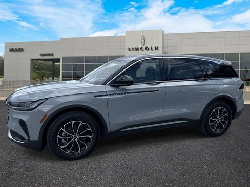 New 2026 Lincoln Nautilus Premier AWD/4WD image 7