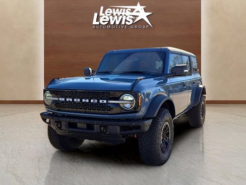 Used 2024 Ford Bronco Wildtrak AWD/4WD image 2