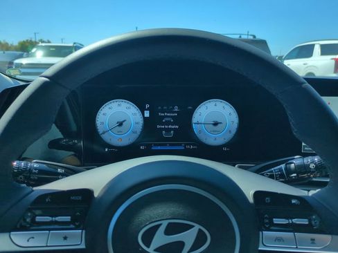 New 2026 Hyundai Elantra Limited image 33