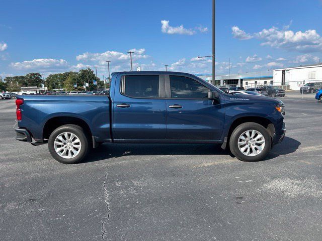 Used 2022 Chevrolet Silverado 1500 Custom RWD image 5
