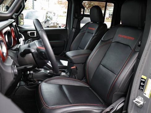 Used 2021 Jeep Wrangler Unlimited Rubicon w/ Dual Top Group image 20