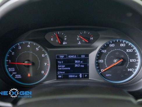 Used 2022 Chevrolet Malibu LT FWD image 16