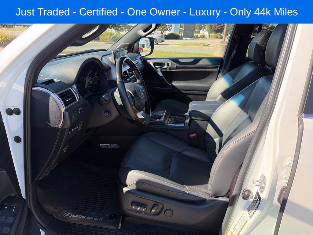Used 2023 Lexus GX 460 Luxury w/ Sport Design Package AWD/4WD image 9